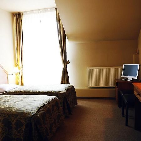 Hotel Zorza Namysłów Екстериор снимка