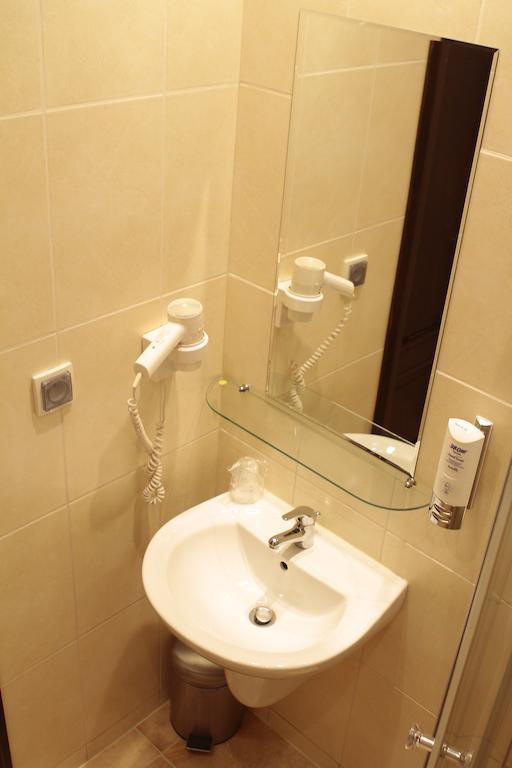 Hotel Zorza Namysłów Стая снимка