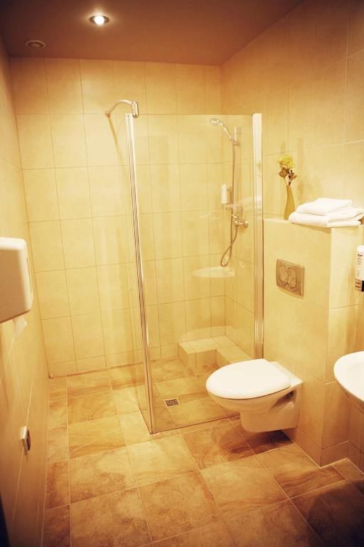Hotel Zorza Namysłów Стая снимка