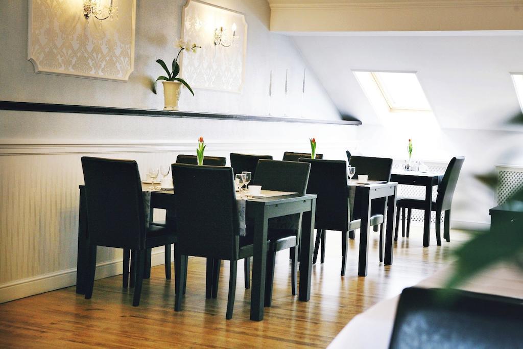 Hotel Zorza Namysłów Екстериор снимка
