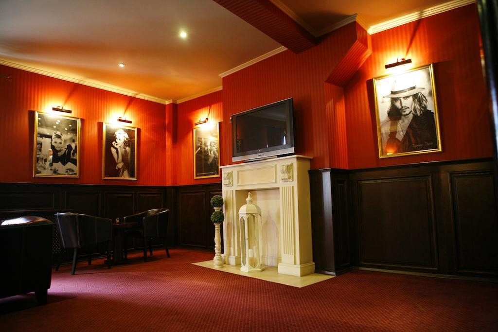 Hotel Zorza Namysłów Екстериор снимка