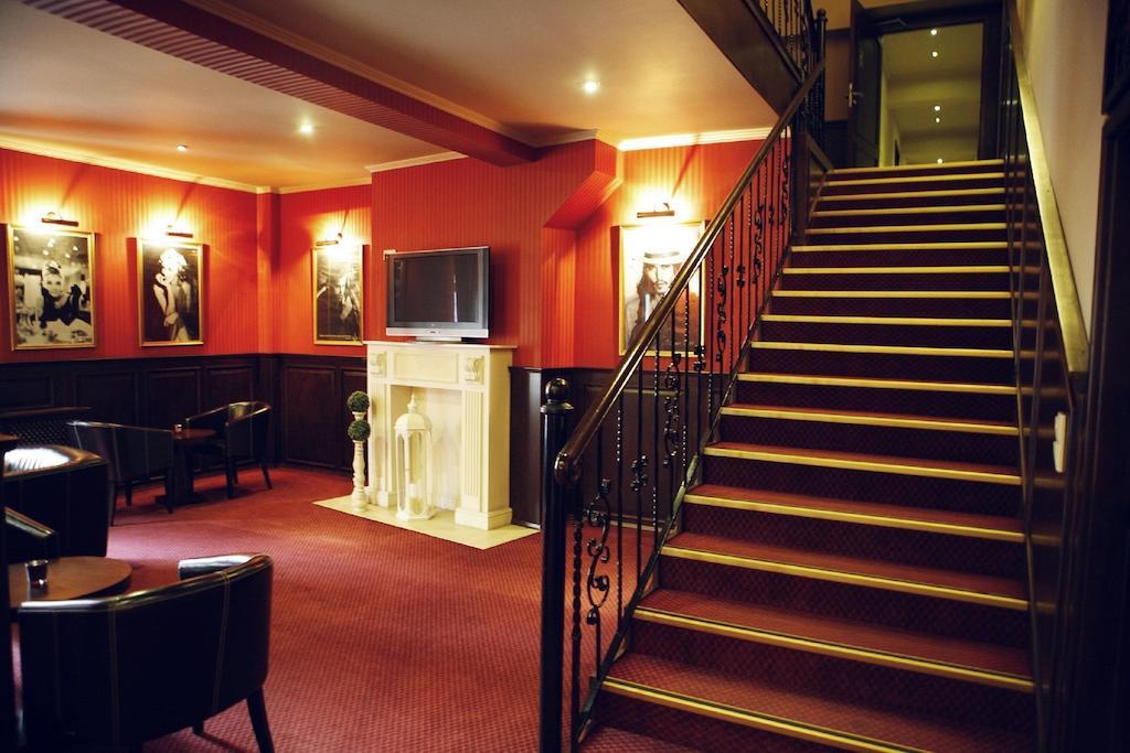 Hotel Zorza Namysłów Екстериор снимка