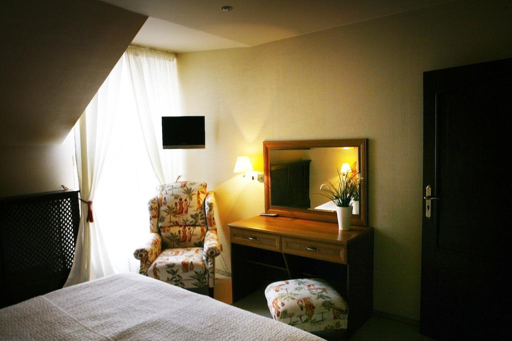 Hotel Zorza Namysłów Стая снимка