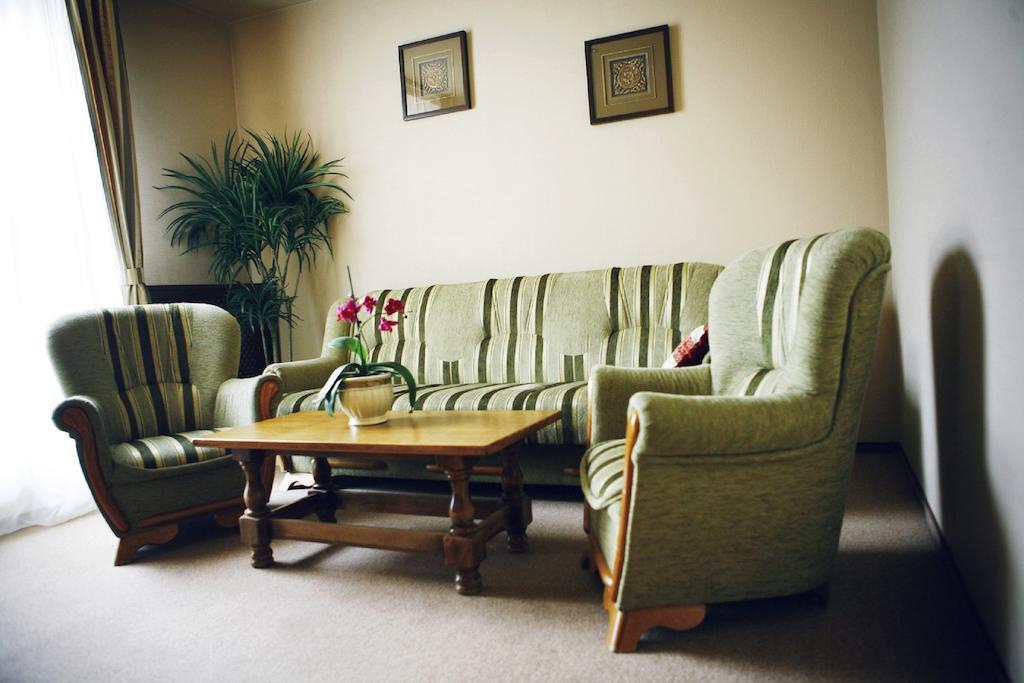Hotel Zorza Namysłów Стая снимка