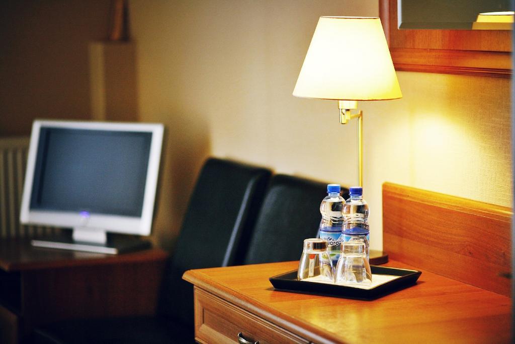 Hotel Zorza Namysłów Стая снимка